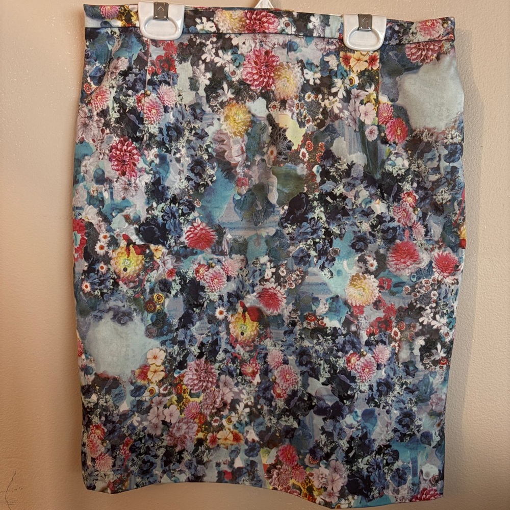 H & M Multicolor Flower Size 8 Skirt